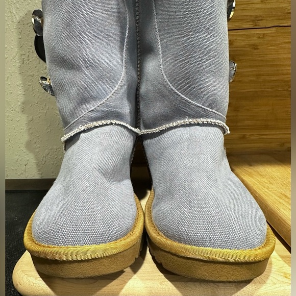 Fur-Lined Denim Booties W/ Lug Sole Round Toe, Metallic Snow Boots Low Heel - Picture 8 of 10